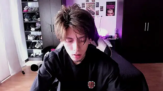 xIce Boy online show from February 2026 03:19:01 PM