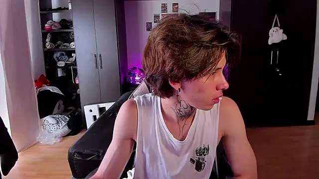 xIce Boy online show from March 2026 03:51:01 PM