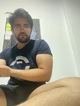 Snapshot of SrM0rgan chatting on March 2025 04:38:02 AM SrM0rgan online show from March 2025 04:38:02 AM