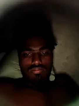 Snapshot of PolarFriend0 chatting on April 2026 06:52:02 PM PolarFriend0 online show from April 2026 06:52:02 PM