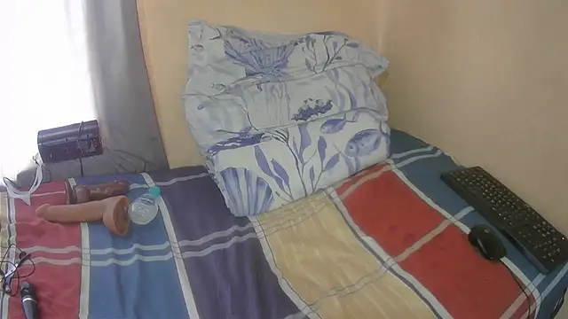 XhosaBoobs4U online show from November 2025 06:44:01 AM