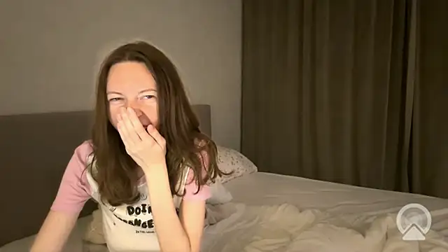 Aliniasky online show from October 2025 08:53:02 PM