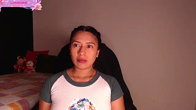 Snapshot of yes0225 chatting on October 2025 02:47:02 PM yes0225 online show from October 2025 02:47:02 PM