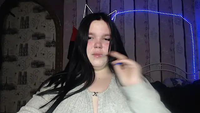 Victoriakot online show from March 2025 04:01:02 PM