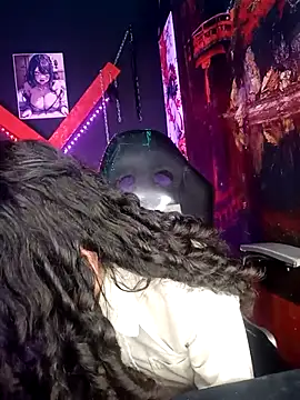 Tracy KS online show from March 2025 06:53:01 PM