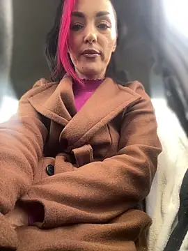 Snapshot of MeganFoxiy chatting on December 2025 08:07:02 AM MeganFoxiy online show from December 2025 08:07:02 AM