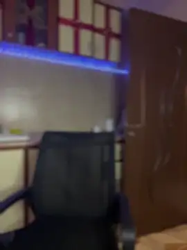 Snapshot of MeganFoxiy chatting on December 2025 10:46:01 AM MeganFoxiy online show from December 2025 10:46:01 AM