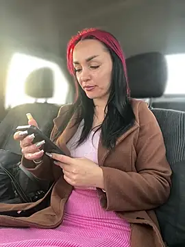 Snapshot of MeganFoxiy chatting on February 2026 05:57:01 AM MeganFoxiy online show from February 2026 05:57:01 AM