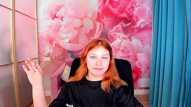 AngelinaLow online show from March 2026 01:00:02 PM