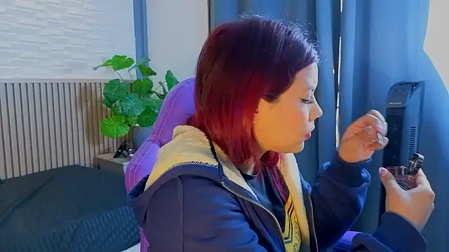 TiffanyWalk online show from March 2026 12:45:02 PM