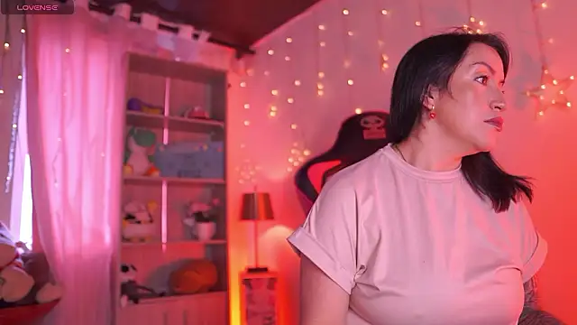 Madison Mayer online show from March 2026 01:05:01 PM