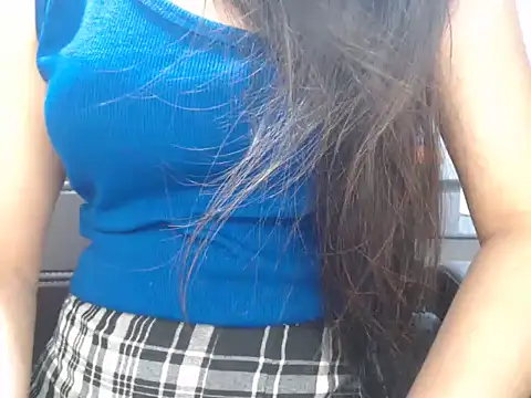 Snapshot of TheMostBeautifullGirl- chatting on May 2026 05:21:02 PM TheMostBeautifullGirl- online show from May 2026 05:21:02 PM
