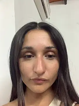 luci brecman online show from February 2026 02:08:01 AM