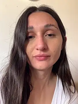 luci brecman online show from July 2026 01:46:02 PM