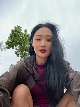 linger-23 online show from October 2025 06:02:02 AM