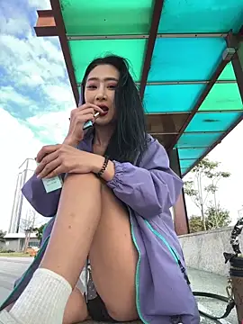 linger-23 online show from November 2025 07:20:02 AM