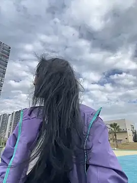 linger-23 online show from December 2025 07:14:02 AM