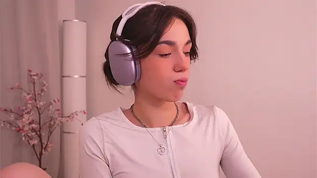 mystica  online show from November 2025 08:49:02 AM