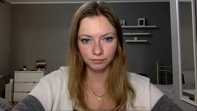 MillieShow online show from December 2025 10:05:02 PM