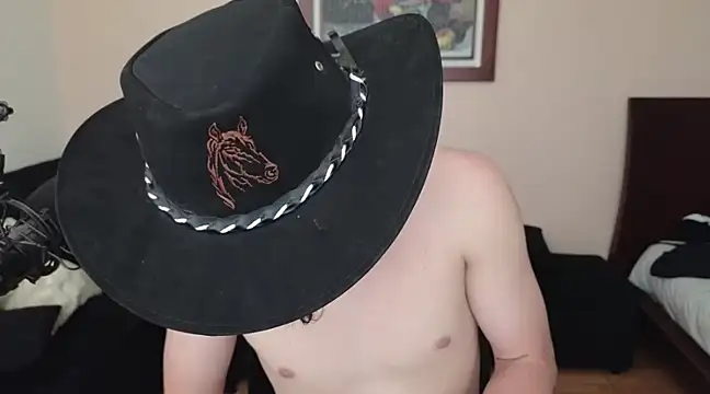 lukeboyce33 online show from March 2025 08:26:02 PM