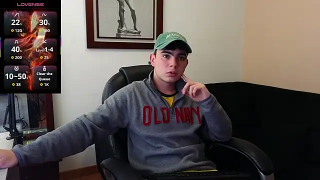 lukeboyce33 online show from June 2026 10:12:02 PM