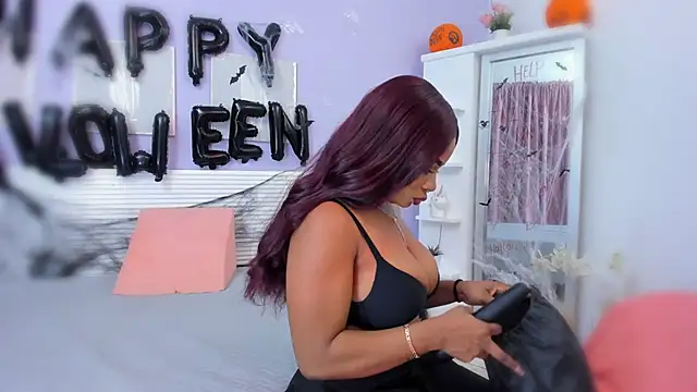 Snapshot of SammyDesire_10 chatting on October 2025 04:25:02 PM SammyDesire 10 online show from October 2025 04:25:02 PM