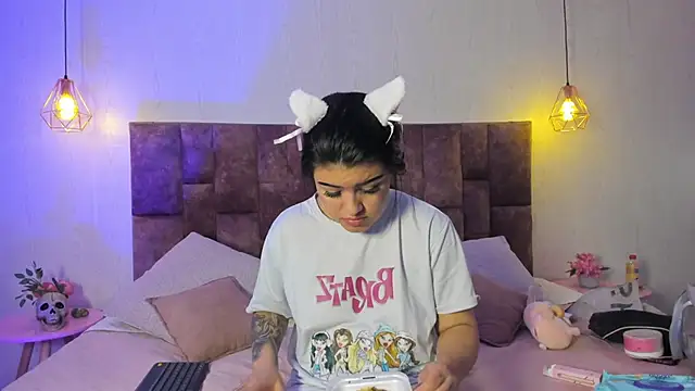 Candy Roose online show from October 2025 04:07:02 AM