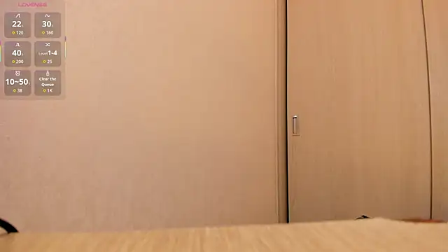 Snapshot of rouse__hallberg chatting on November 2025 01:03:02 AM rouse hallberg online show from November 2025 01:03:02 AM