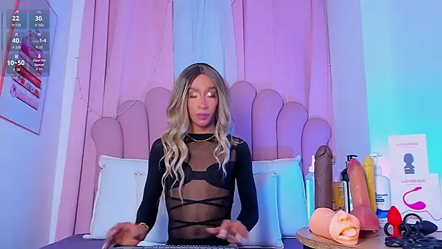 NicoleMadrird online show from April 2026 12:17:02 PM