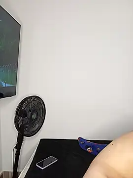 Snapshot of Saul_yei chatting on October 2025 05:52:01 AM Saul yei online show from October 2025 05:52:01 AM