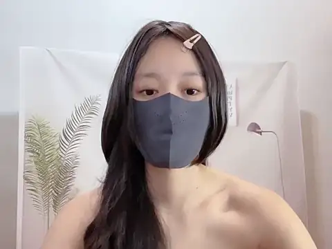 yen1212 online show from November 2025 02:54:02 AM