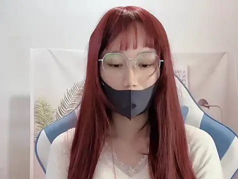 yen1212 online show from November 2025 02:11:01 AM