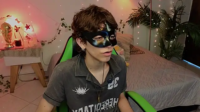 Snapshot of Matty_Sparkk chatting on June 2026 01:54:01 PM Matty Sparkk online show from June 2026 01:54:01 PM