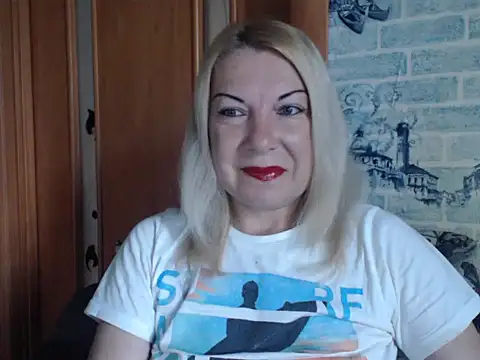 Lillia Ray online show from June 2026 07:42:02 AM