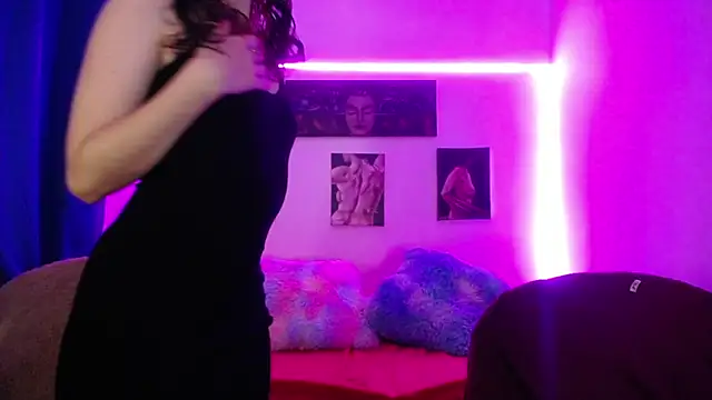 Snapshot of TwinFlamesX chatting on September 2025 01:36:01 PM TwinFlamesX online show from September 2025 01:36:01 PM