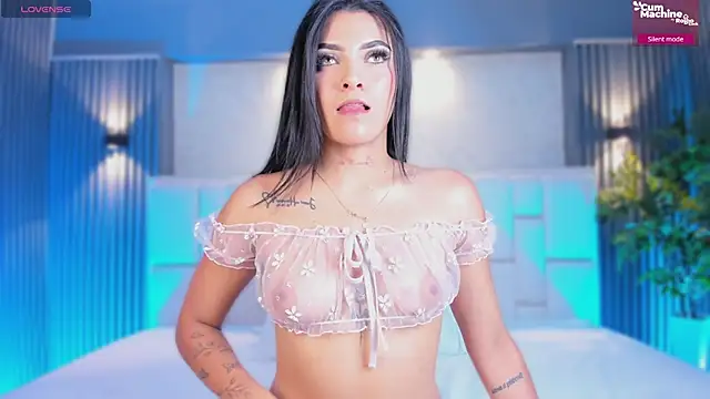 SarayCortess online show from April 2026 07:31:02 PM