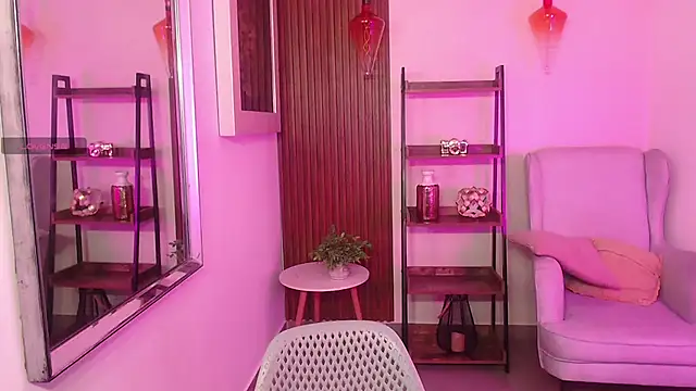 Coral Lise online show from November 2025 11:09:02 AM