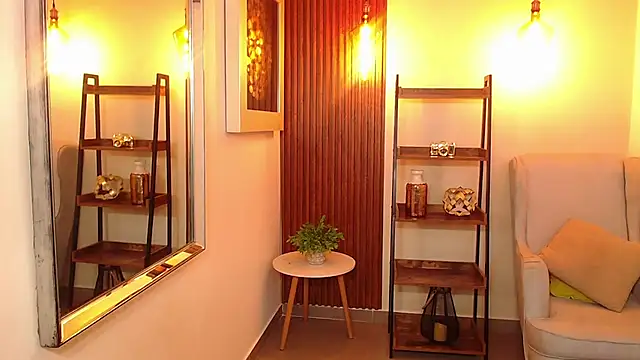 Coral Lise online show from November 2025 11:12:02 AM