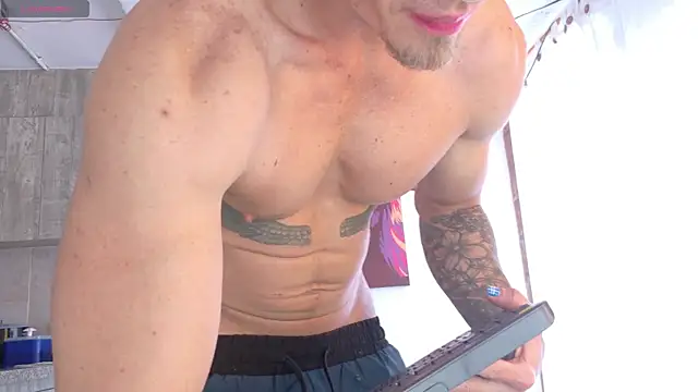 Snapshot of Ryannblue07 chatting on November 2025 06:13:01 PM Ryannblue07 online show from November 2025 06:13:01 PM