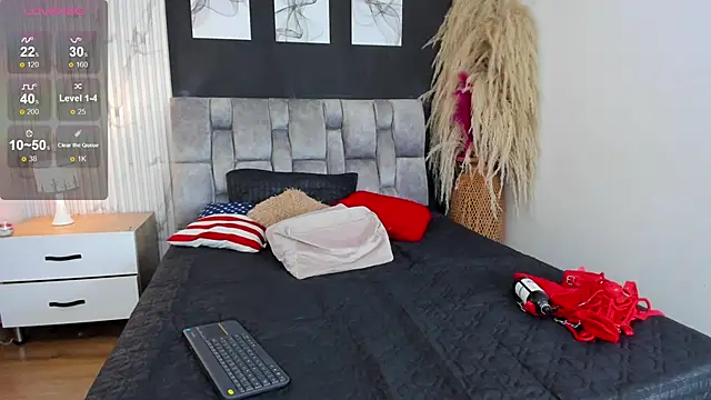 mia gatess online show from March 2025 12:45:02 PM