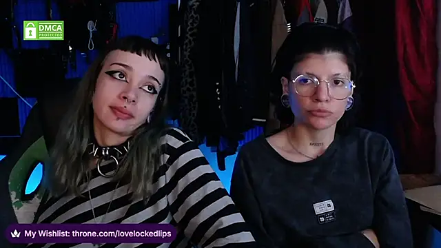 Snapshot of lovelockedlips chatting on June 2026 12:48:02 AM lovelockedlips online show from June 2026 12:48:02 AM