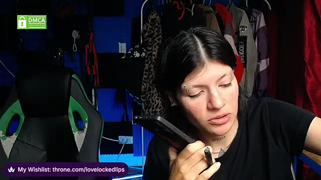 Snapshot of lovelockedlips chatting on June 2026 07:47:02 PM lovelockedlips online show from June 2026 07:47:02 PM