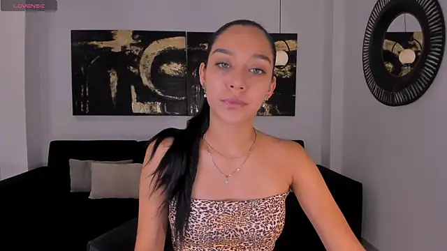 AmaliaCrus online show from November 2025 08:42:02 PM