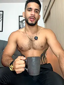 Maximiliano ford online show from December 2025 10:57:02 AM