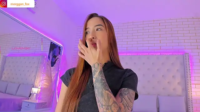 Morggan Fox  online show from November 2025 03:53:02 AM