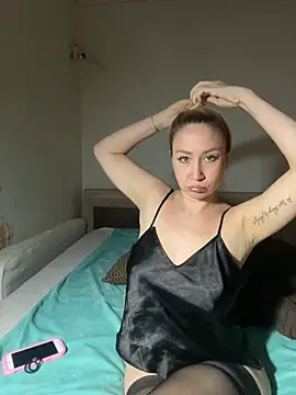 Nikusia online show from April 2026 06:41:01 PM