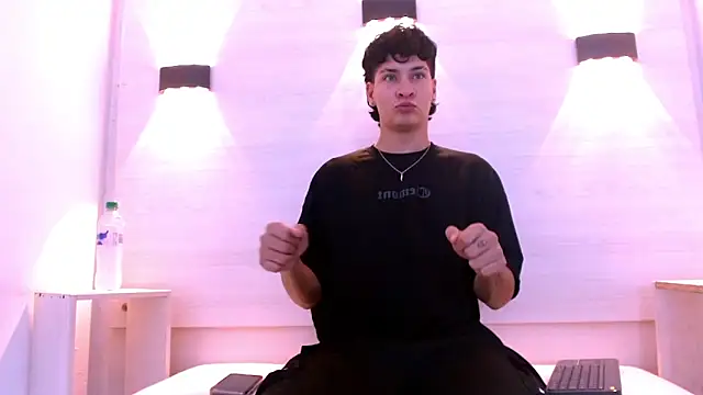 Jhojan twink online show from January 2026 04:04:02 AM