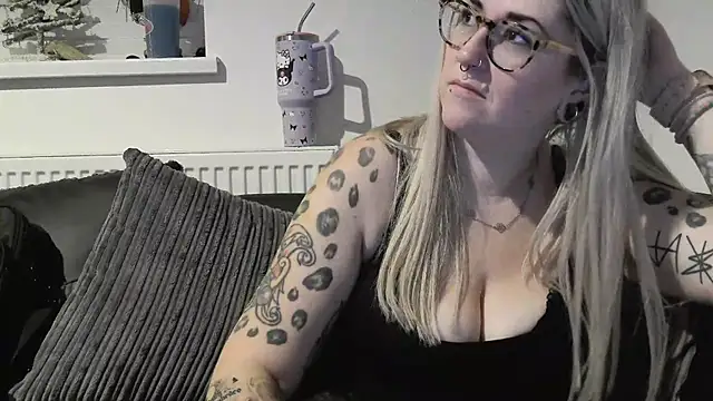 Sizzling Indie36 online show from November 2025 07:18:01 PM