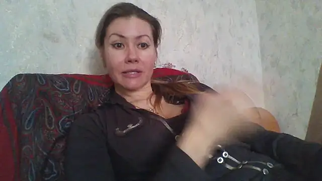 Eva Neon online show from March 2025 12:55:02 PM