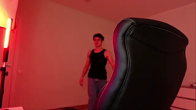 Brad Holloway online show from November 2025 08:18:01 PM